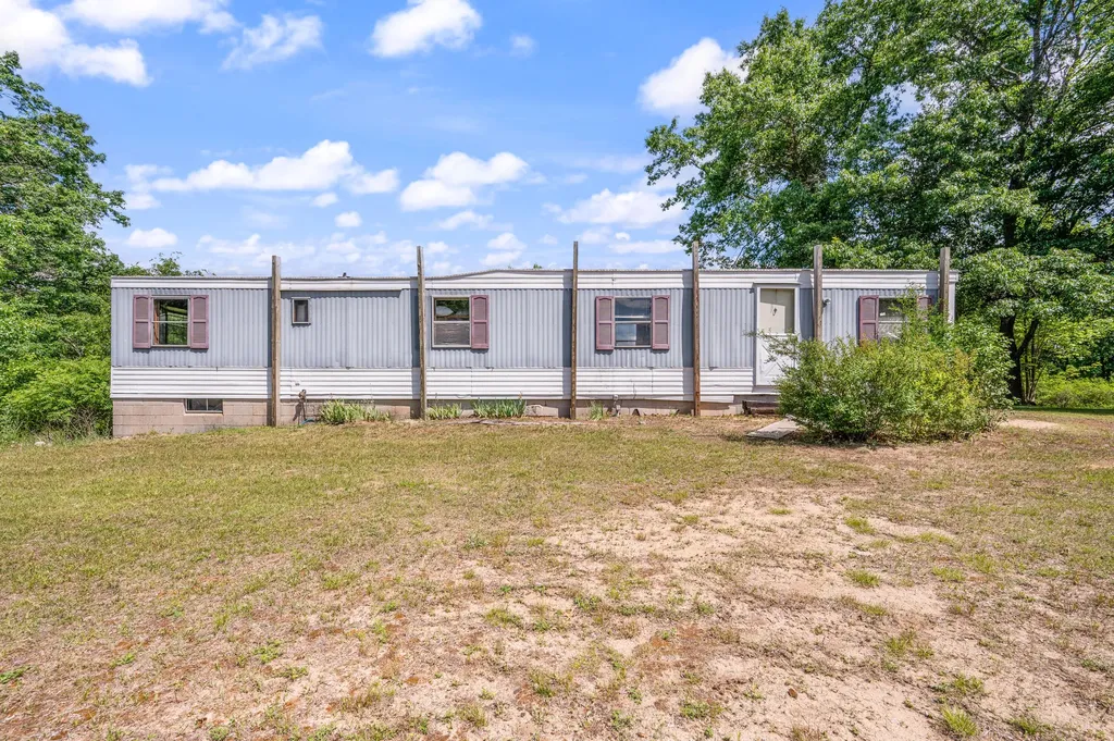 11592 80th Avenue Morton Township MI 49332