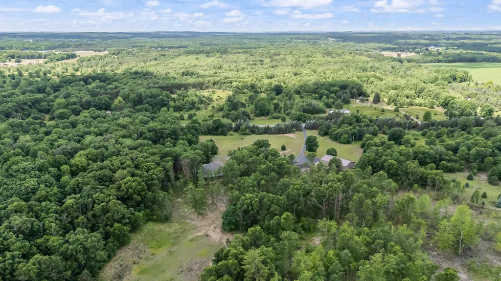 11592 80th Avenue Morton Township MI 49332