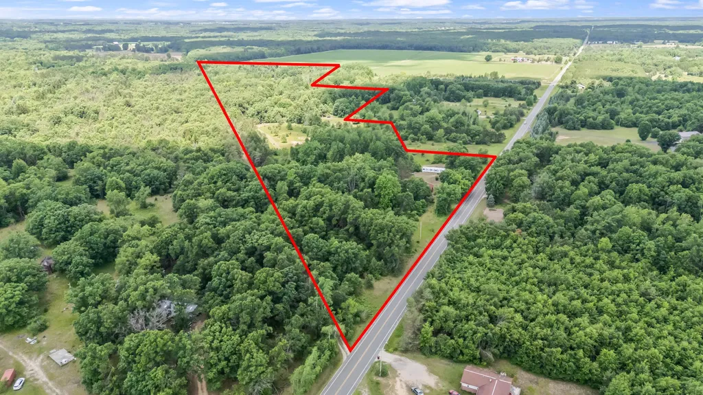 11592 80th Avenue Morton Township MI 49332