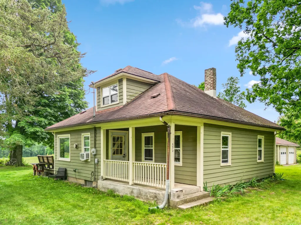 172 Bridge Street Newaygo City MI 49337