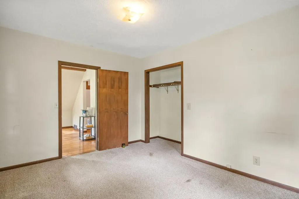 172 Bridge Street Newaygo City MI 49337