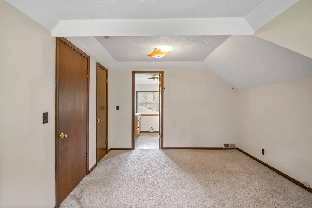 172 Bridge Street Newaygo City MI 49337