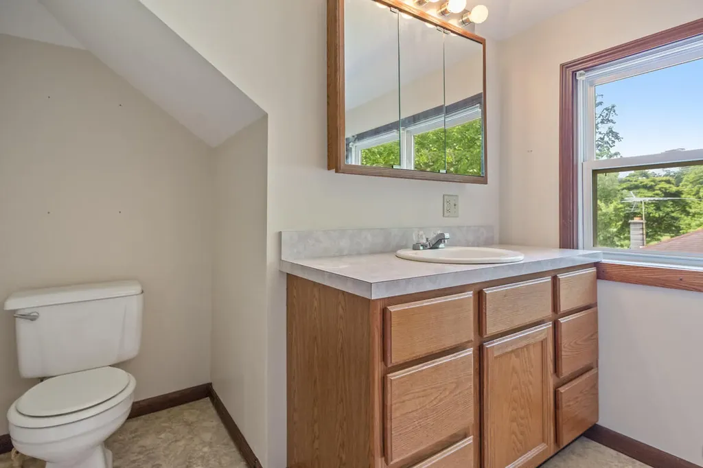 172 Bridge Street Newaygo City MI 49337