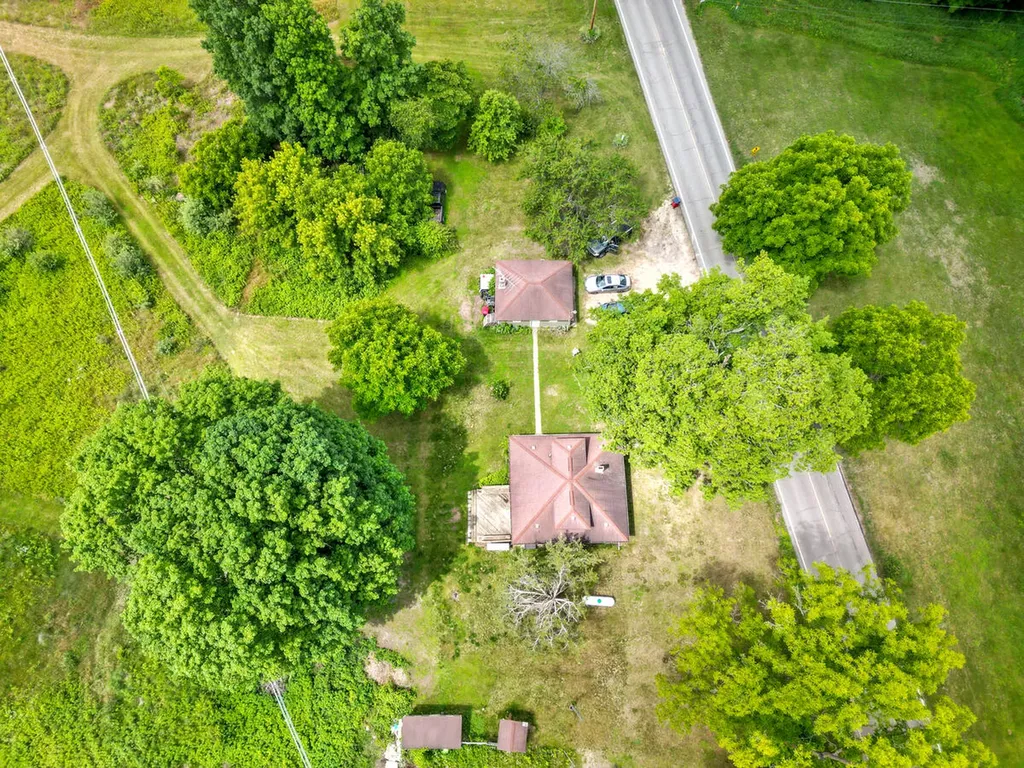 172 Bridge Street Newaygo City MI 49337
