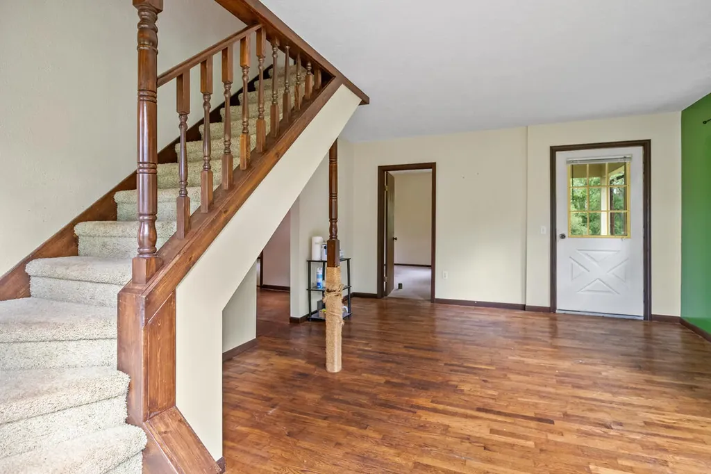 172 Bridge Street Newaygo City MI 49337