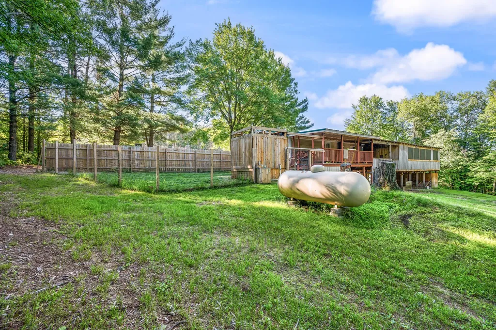 15971 Penesal Road Rose Lake Township MI 49655