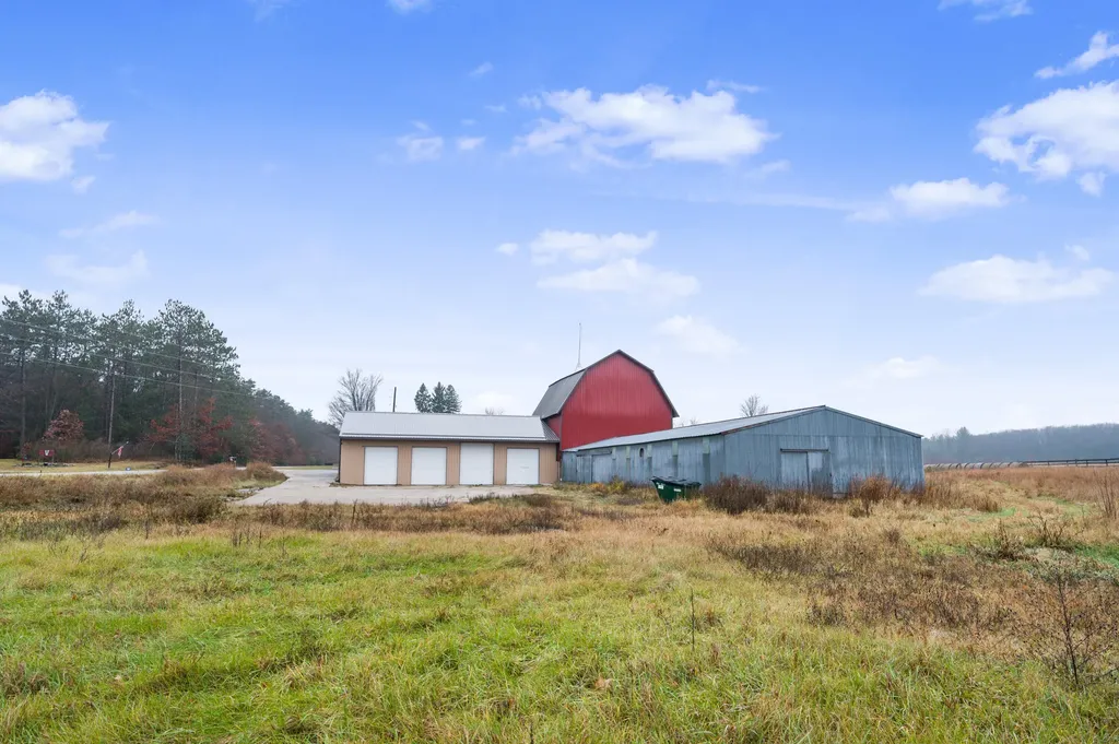 11406 E 8th Street Pinora Township MI 49677