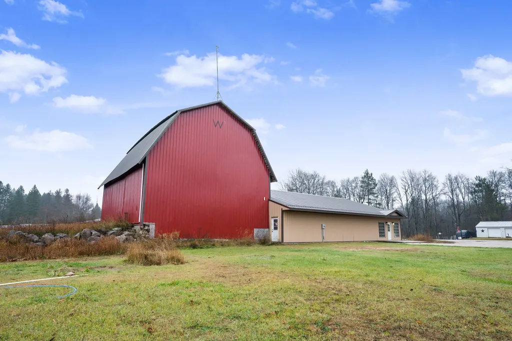 11406 E 8th Street Pinora Township MI 49677