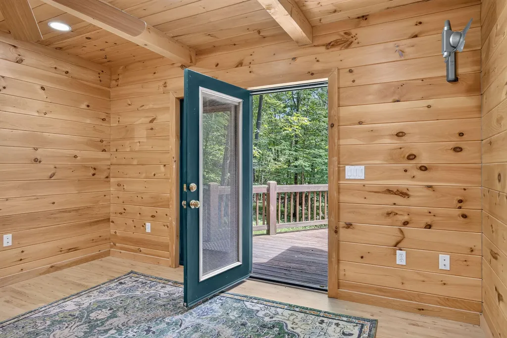 10231 Mountain View Trail Austin Township MI 49346
