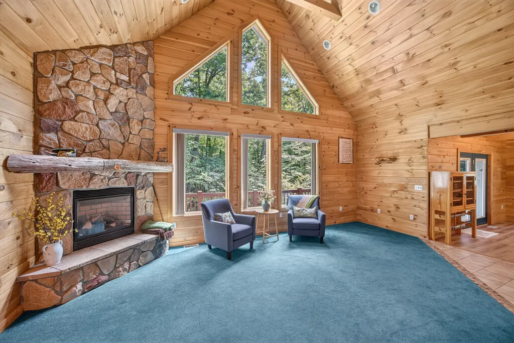 10231 Mountain View Trail Austin Township MI 49346