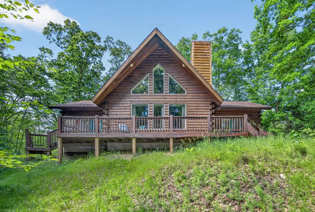 10231 Mountain View Trail Austin Township MI 49346