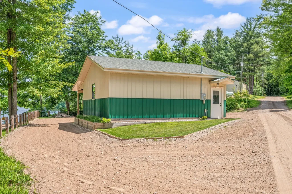 14948 17 Mile Road Rose Lake Township MI 49655