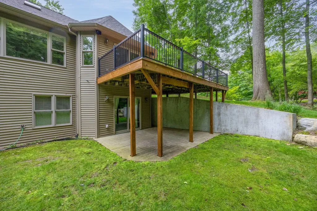 10372 Mountain View Trail Austin Township MI 49346