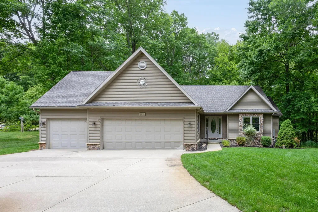 10372 Mountain View Trail Austin Township MI 49346