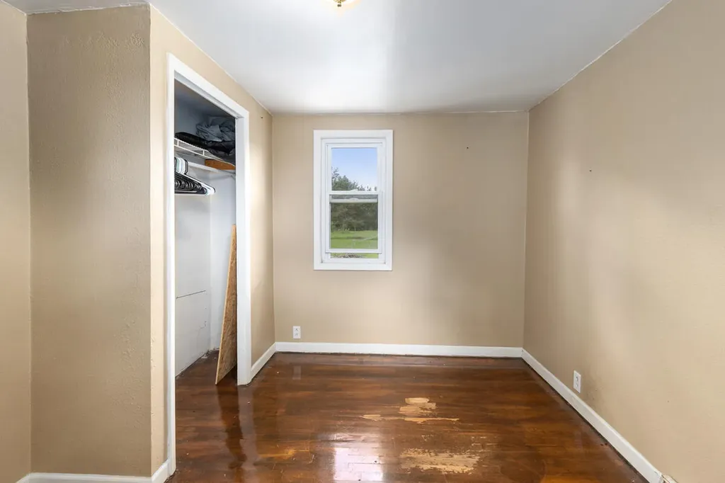 8938 Gibson Avenue Garfield Township MI 48632