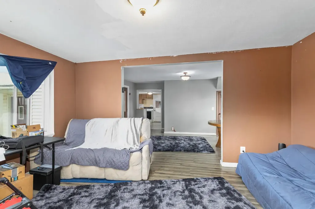 8938 Gibson Avenue Garfield Township MI 48632