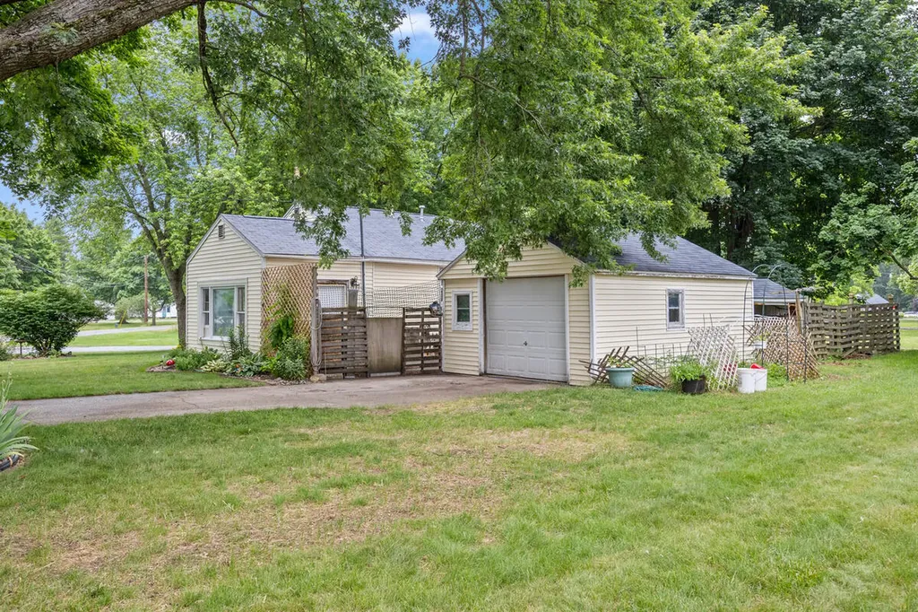 218 Edgar Street Unknown City MI 48850