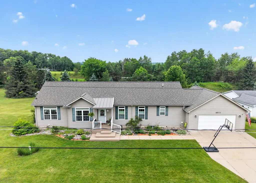 20777 Walnut Drive Richmond Township MI 49677