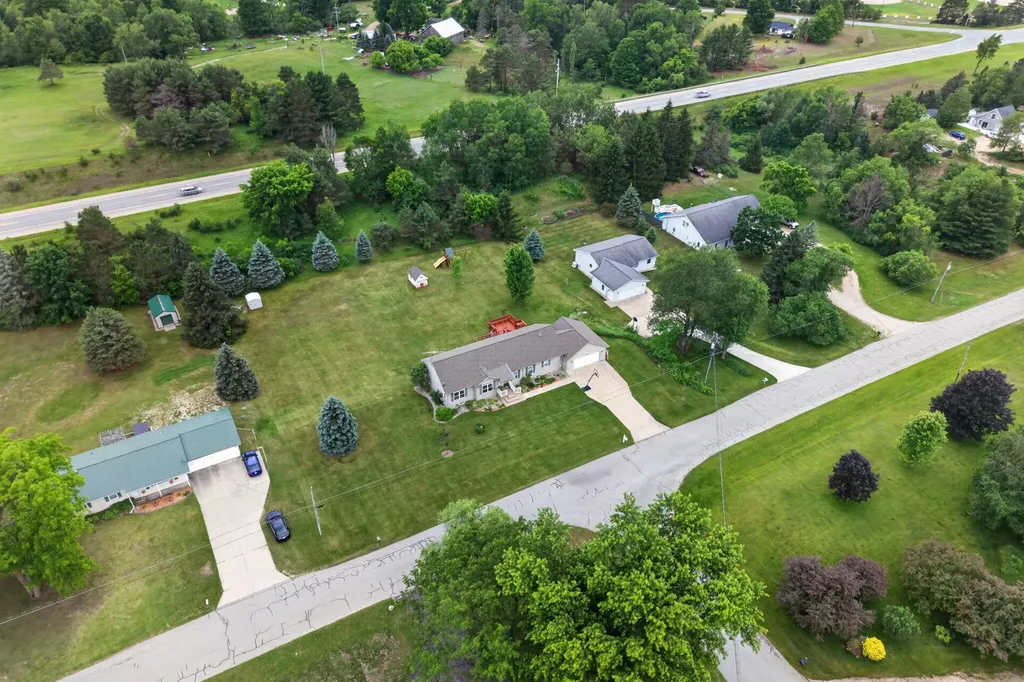 20777 Walnut Drive Richmond Township MI 49677