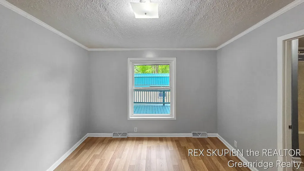 571 W Eagle Ridge Lincoln Township MI 49349