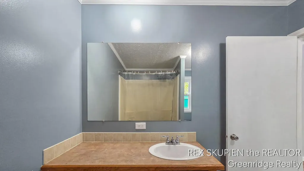 571 W Eagle Ridge Lincoln Township MI 49349