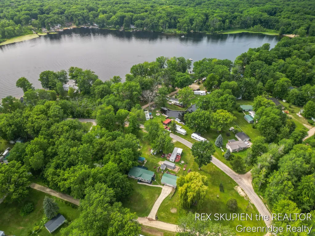 571 W Eagle Ridge Lincoln Township MI 49349