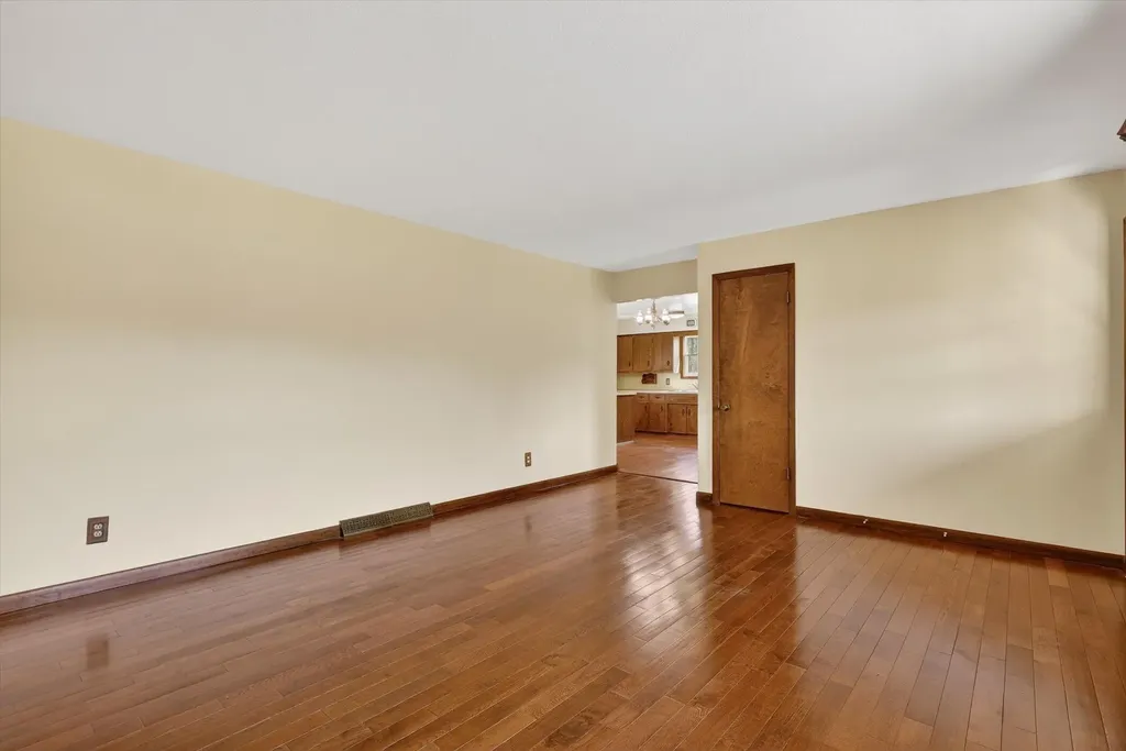 7045 17 Mile (house) Road NE Nelson Township MI 49319