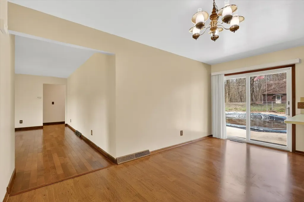 7045 17 Mile (house) Road NE Nelson Township MI 49319