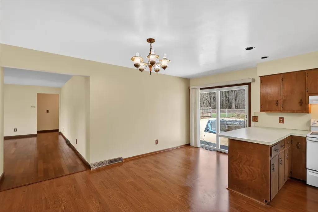 7045 17 Mile (house) Road NE Nelson Township MI 49319