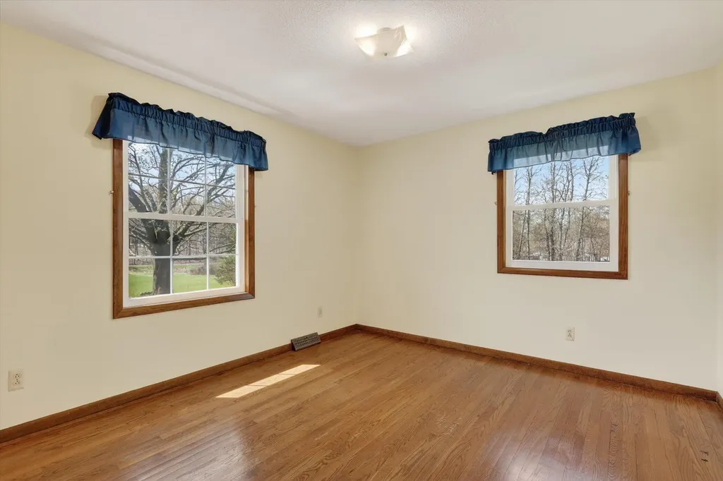 7045 17 Mile (house) Road NE Nelson Township MI 49319