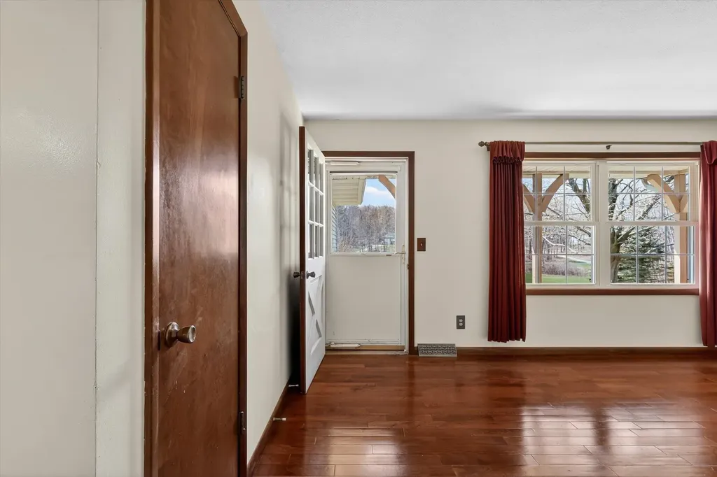 7045 17 Mile (house) Road NE Nelson Township MI 49319