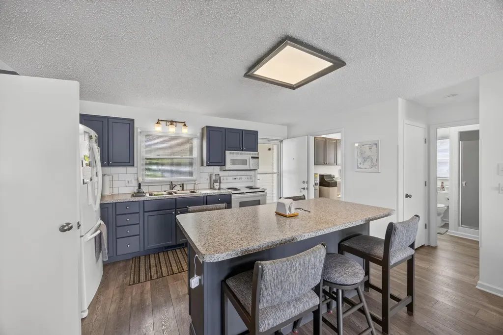 7837 Bay Meadow Morton Township MI 49346