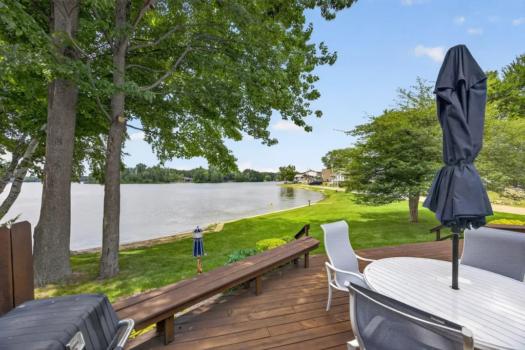 7837 Bay Meadow Morton Township MI 49346