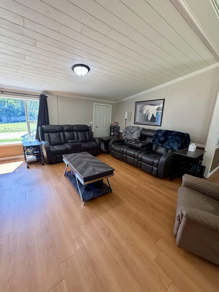 646 George Street Grant Township MI 48617