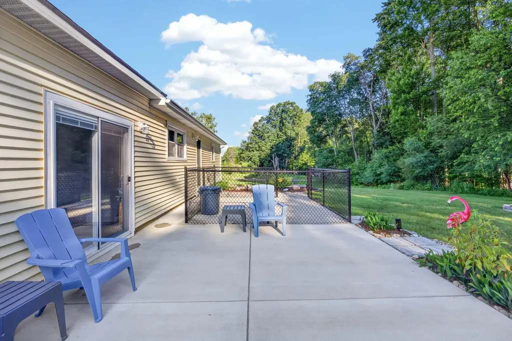 11328 Old Pierce Road Morton Township MI 49346