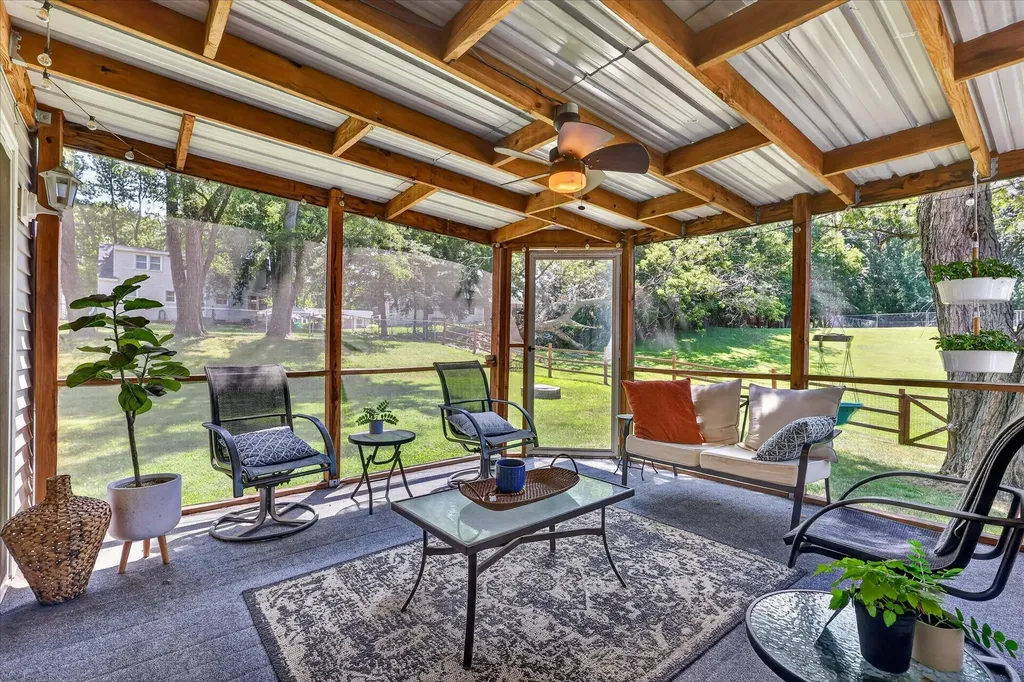 754 Collindale Avenue NW Grand Rapids City MI 49504