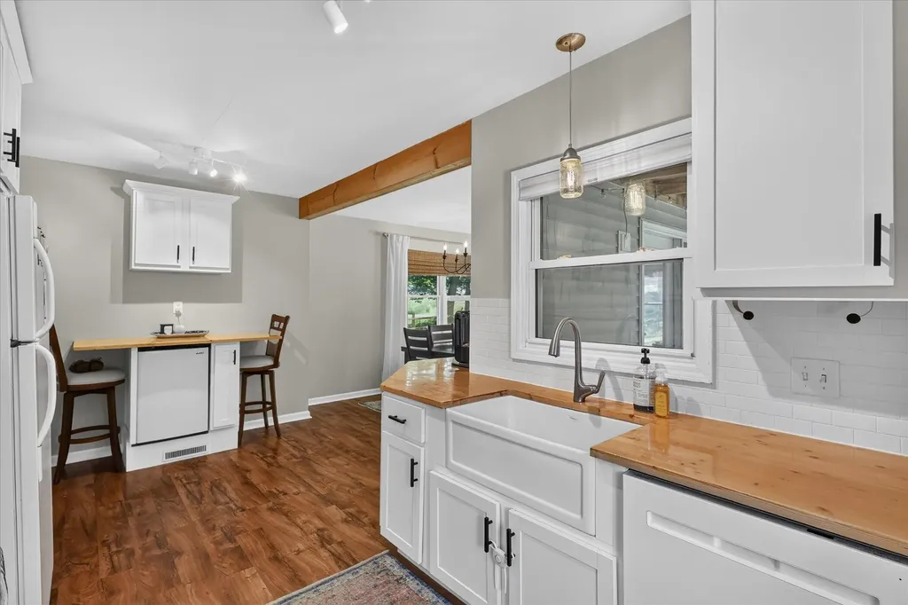 754 Collindale Avenue NW Grand Rapids City MI 49504
