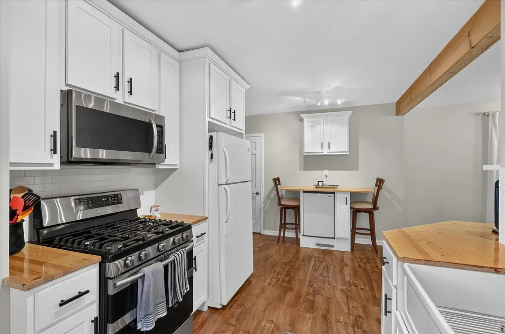 754 Collindale Avenue NW Grand Rapids City MI 49504