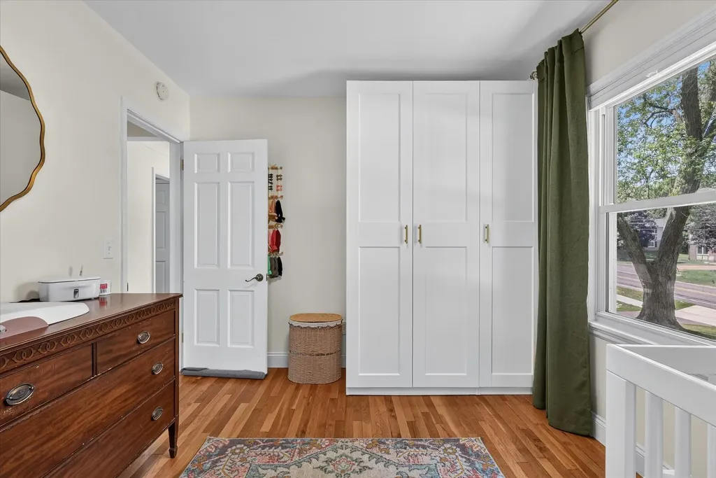 754 Collindale Avenue NW Grand Rapids City MI 49504