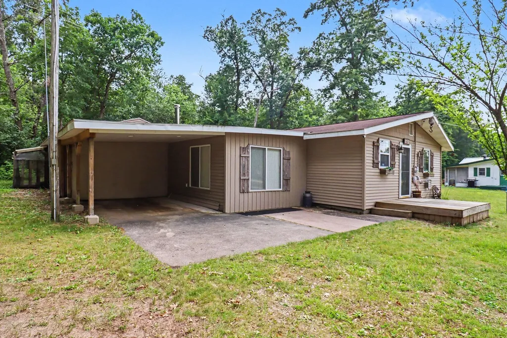 8188 E Woodruff Drive Big Prairie Township MI 49337
