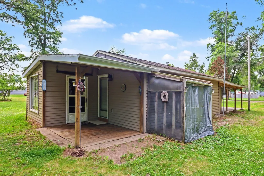 8188 E Woodruff Drive Big Prairie Township MI 49337