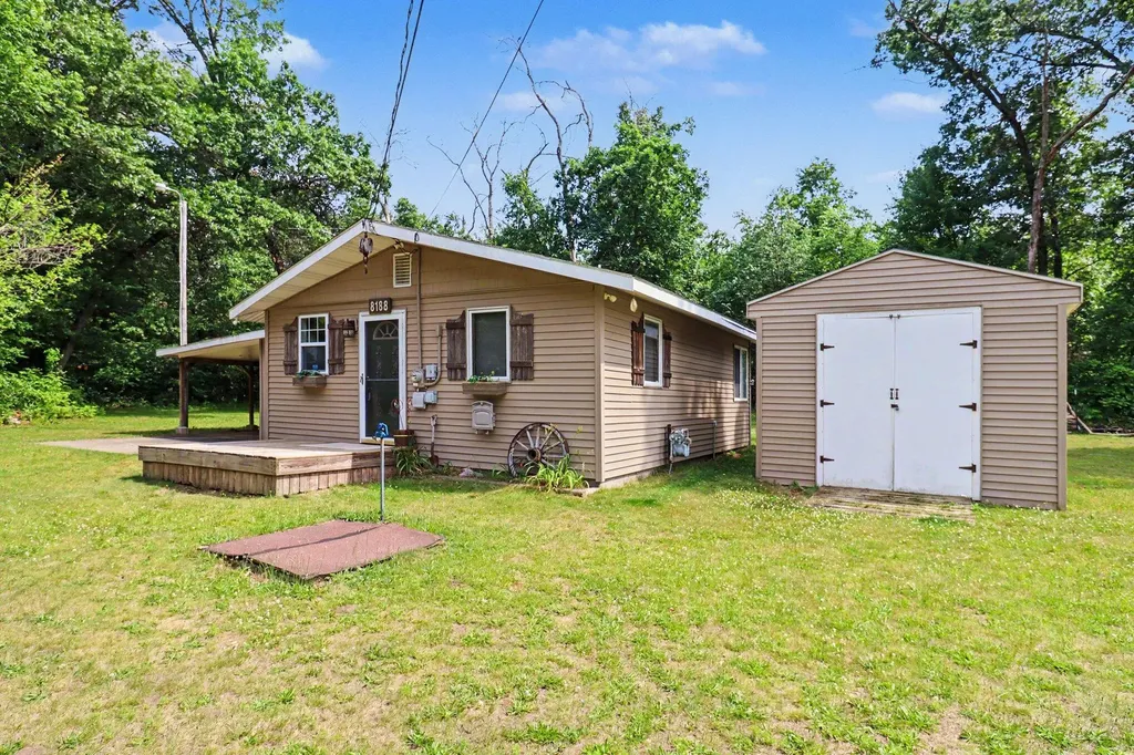 8188 E Woodruff Drive Big Prairie Township MI 49337