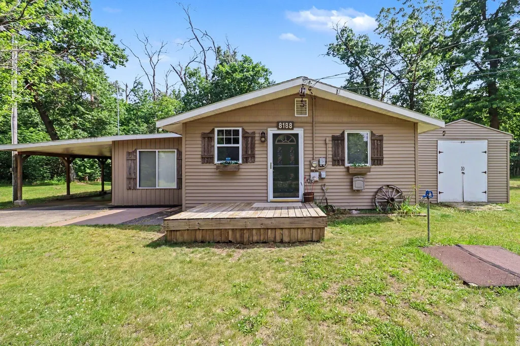 8188 E Woodruff Drive Big Prairie Township MI 49337