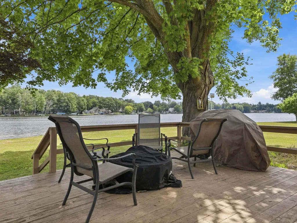 10860 3rd Street Morton Township MI 49346