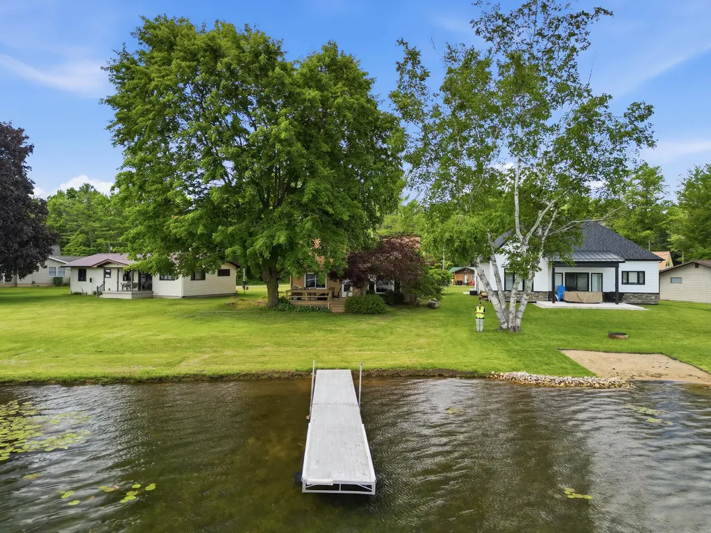 10860 3rd Street Morton Township MI 49346