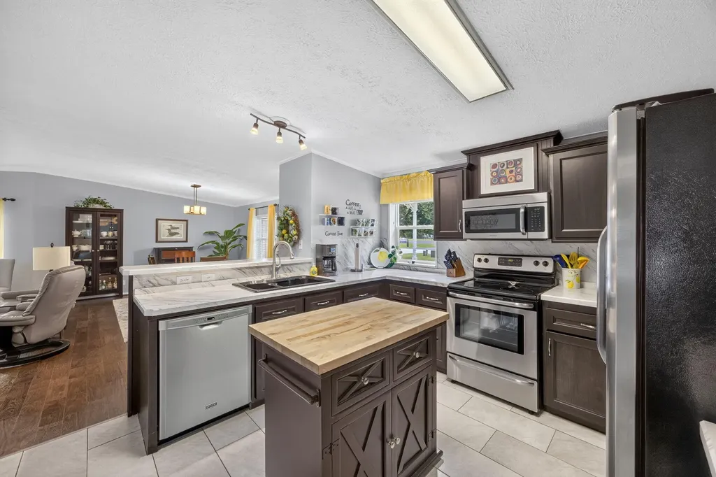 7597 Sunset Shores Drive Morton Township MI 49346