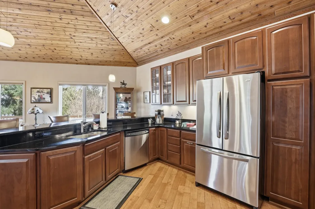 6150 Willow Road West Bloomfield Charter Township MI 48324