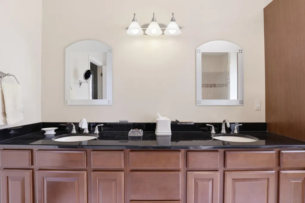 6150 Willow Road West Bloomfield Charter Township MI 48324