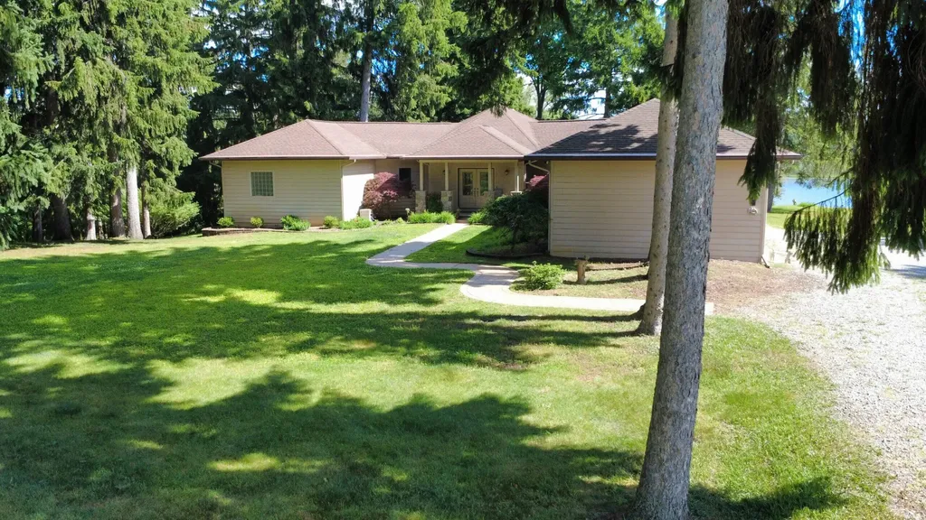 6150 Willow Road West Bloomfield Charter Township MI 48324