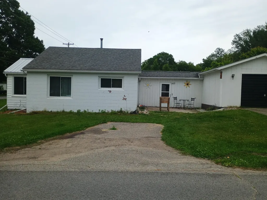 502 E Forest Street Unknown City MI 48829